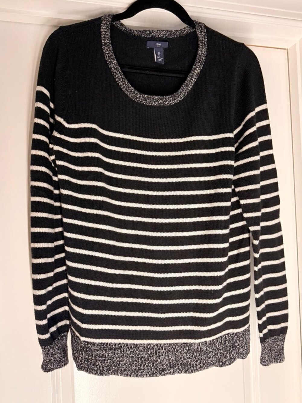 Gap Black White Striped Scoop Neck Sweater Women’s Large